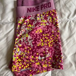 Women’s nike pro spandex